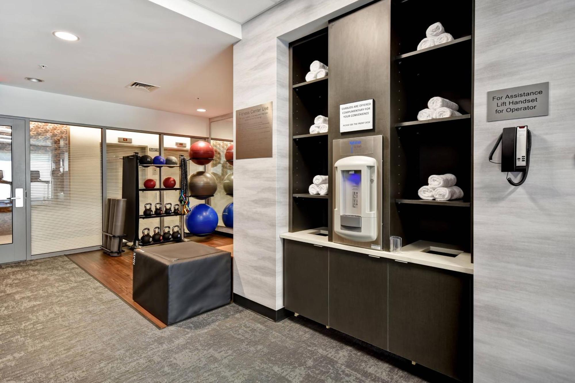 Fairfield Inn & Suites By Marriott Plymouth Exteriör bild