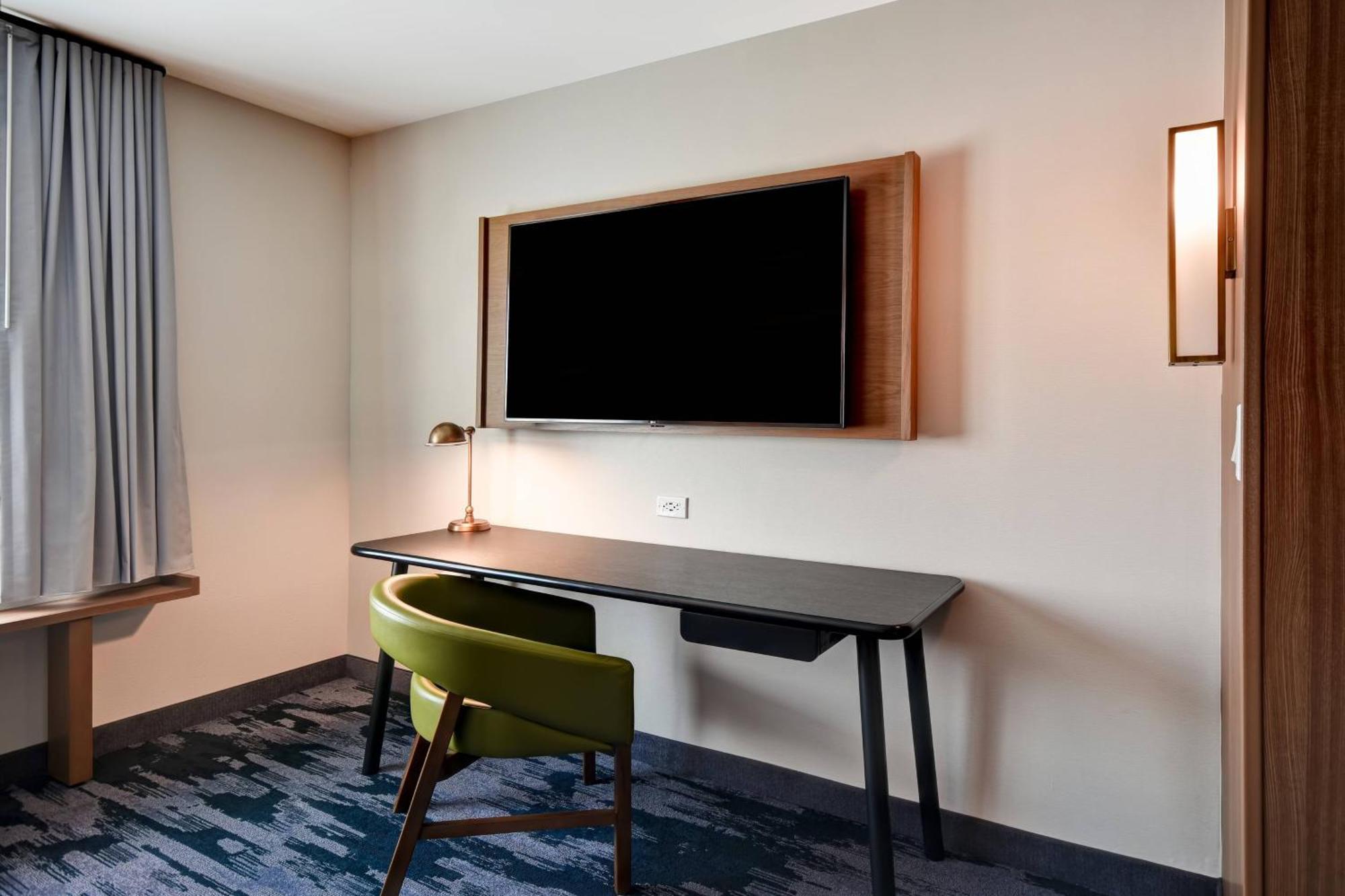 Fairfield Inn & Suites By Marriott Plymouth Exteriör bild